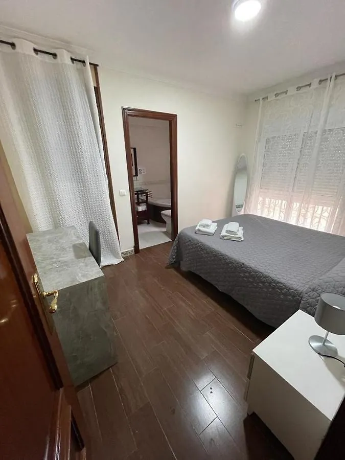 Mariniguez Apartament. 헤레스